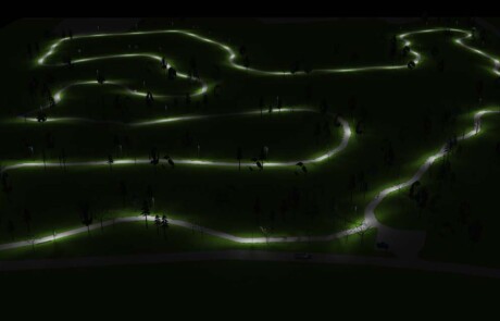 Prisma Light utomhusbelysning referens: Rekreation & Fritid Motionsspår Ljusberäkning