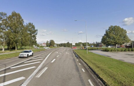 Gata & Väg: Två filer med rondell, Före